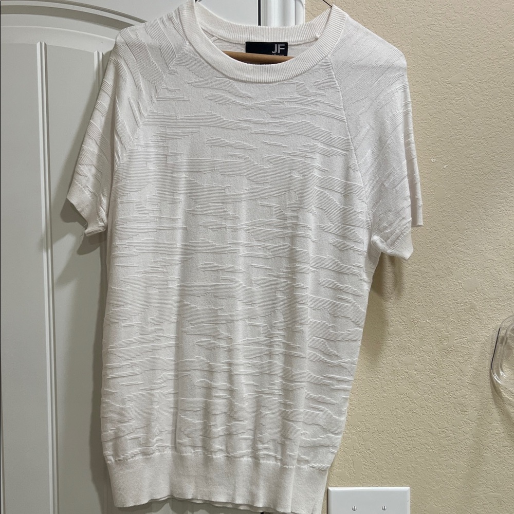 JF J.Ferrar Classic White Knit Top